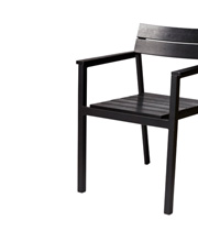 Havestole og havebænke