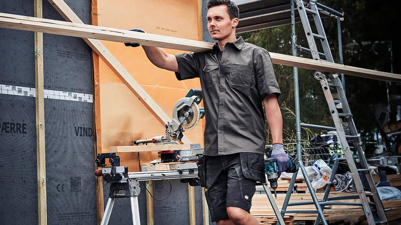 Sommer arbejdst&oslash;j