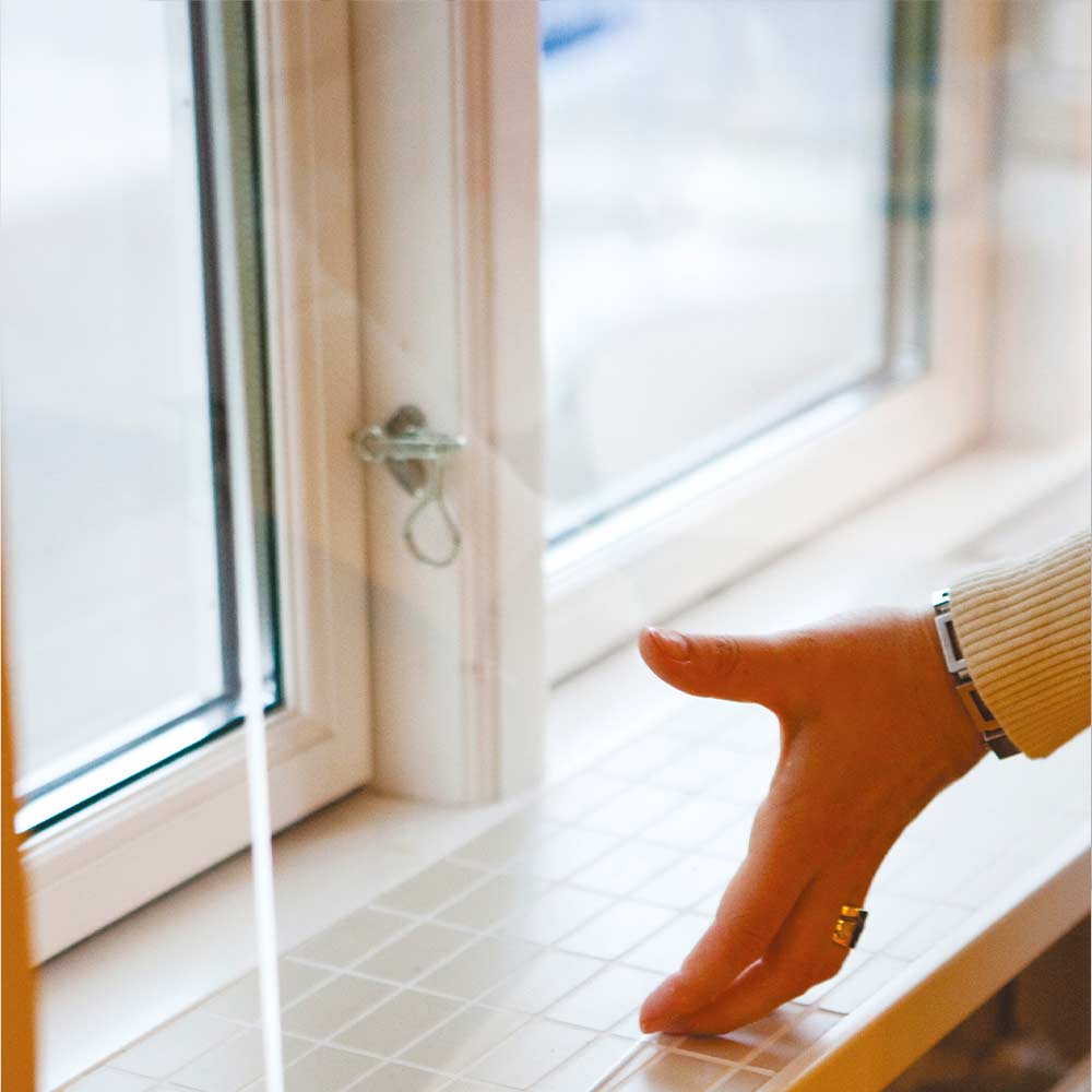 T&aelig;tne vinduer med forsatsruder