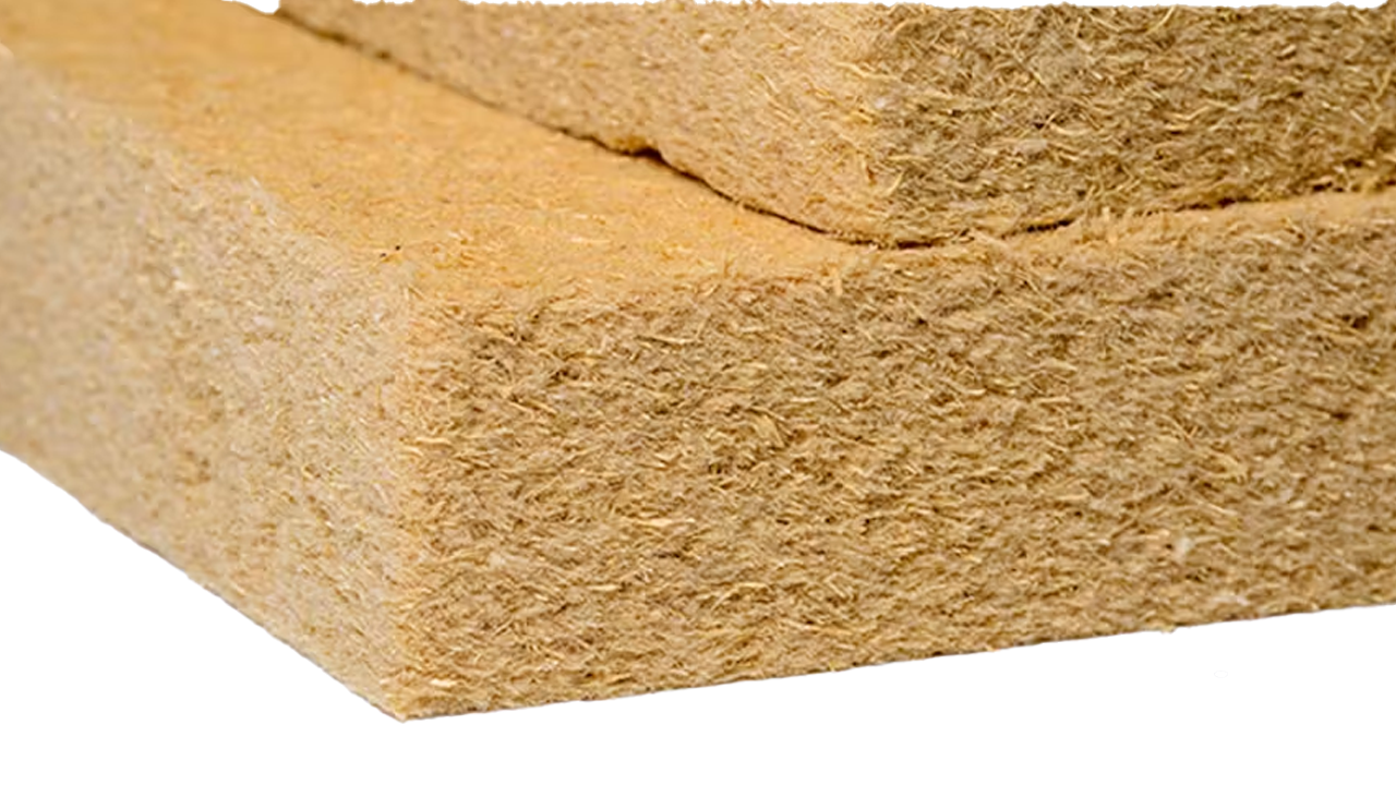 Batts af træfiberisolering