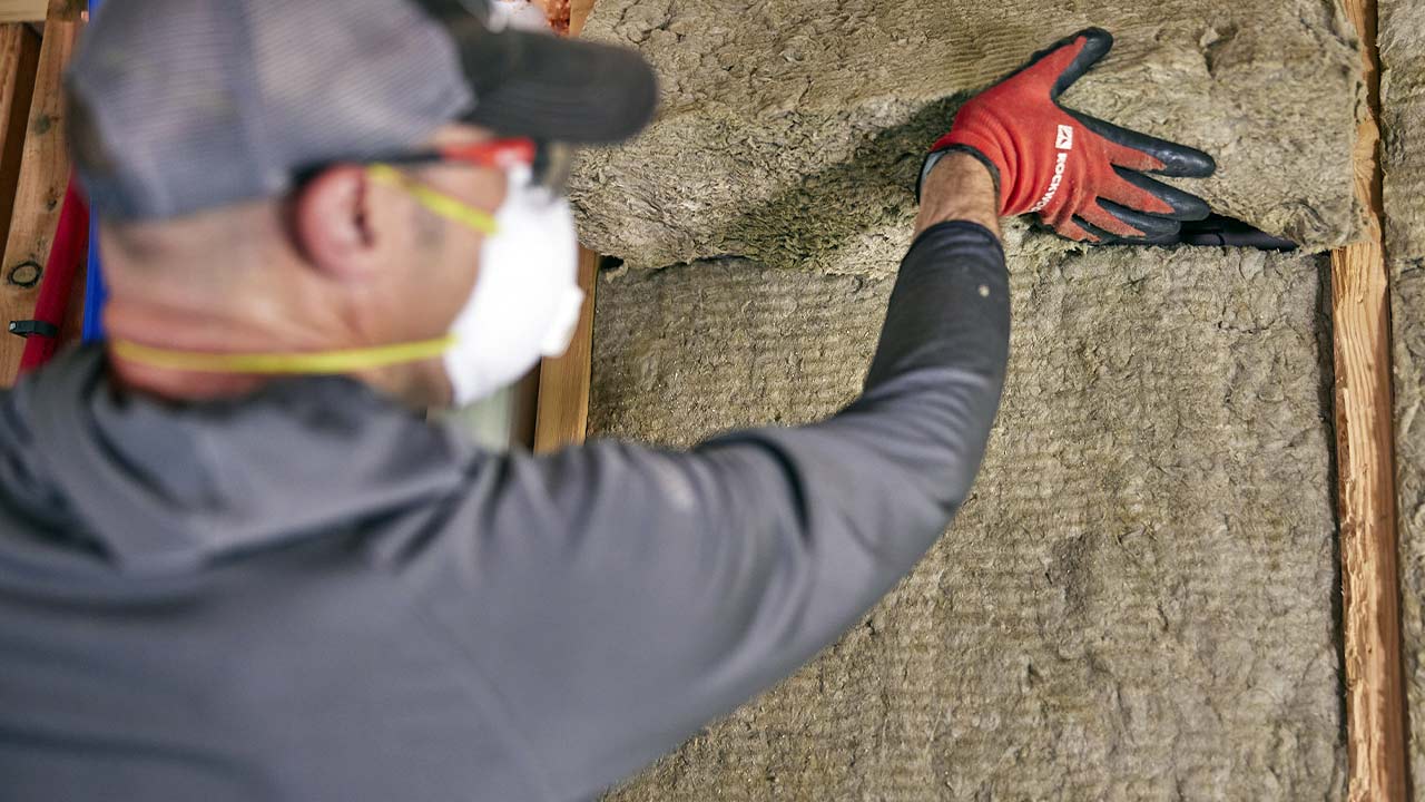 Montering af Rockwool isolering