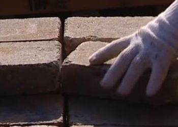 Guide: Sådan lægger du havefliser