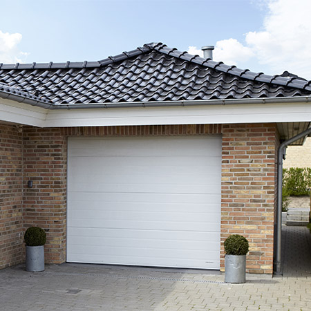 Ny garageport fra Lindab