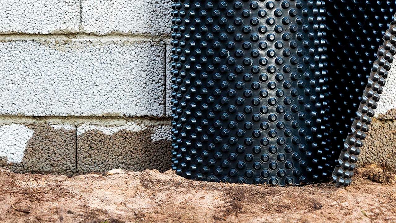 BMC Grundmursplader i forbindelse med omfangsdr&aelig;n