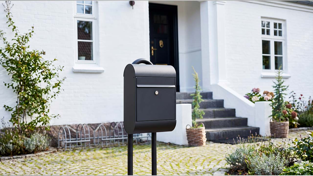 Allux 1007 postkasse stander