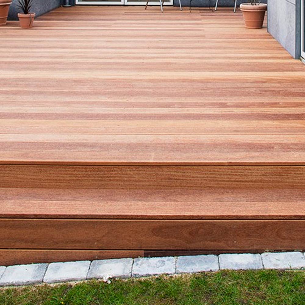 Cumaru terrassebr&aelig;dder til tr&aelig;terrasse