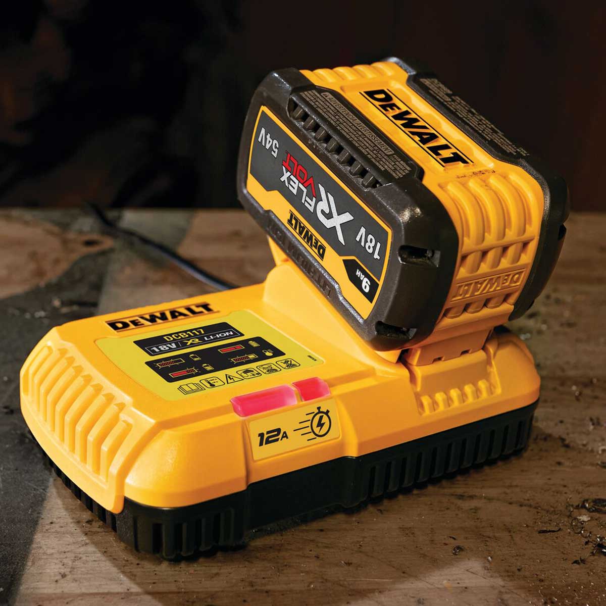 Udvalg af batterier herunder DeWALT