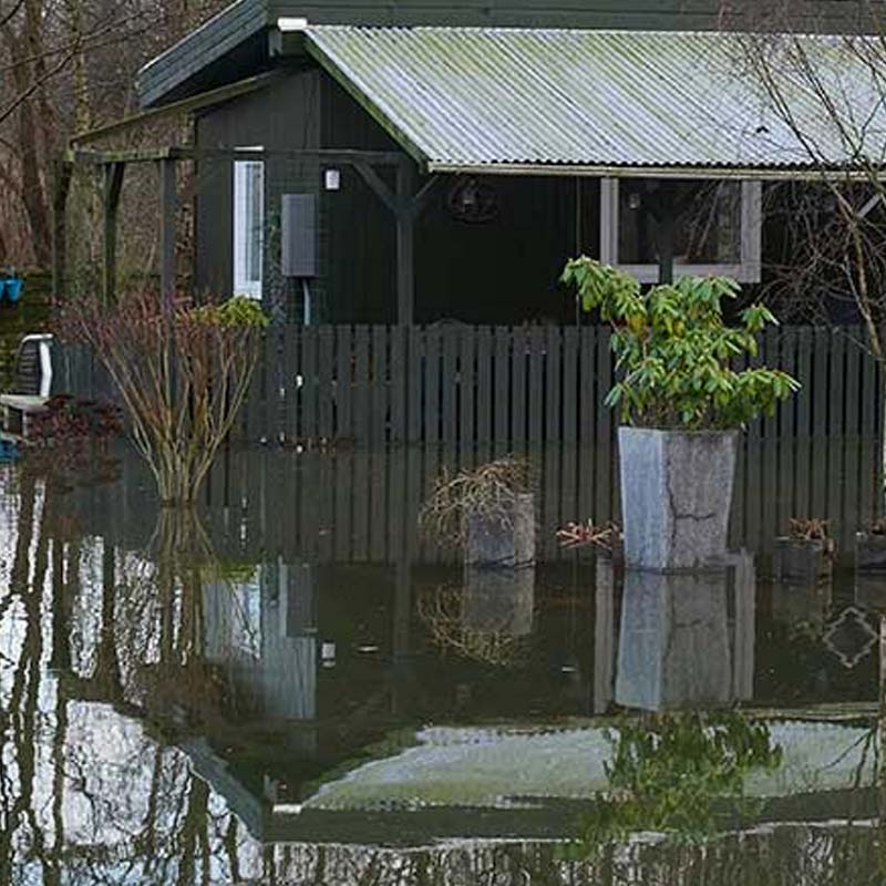 Oversv&oslash;mmelse af bolig