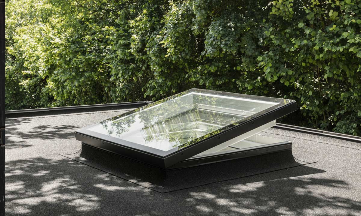 Velux fladtagsvinduer med plant glas