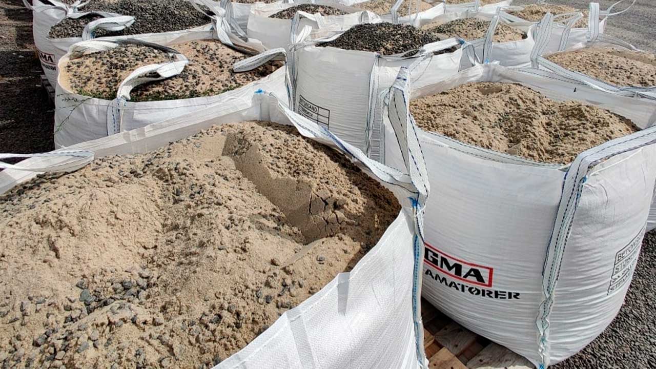 Bygma bigbags med støbemix, sand og grus