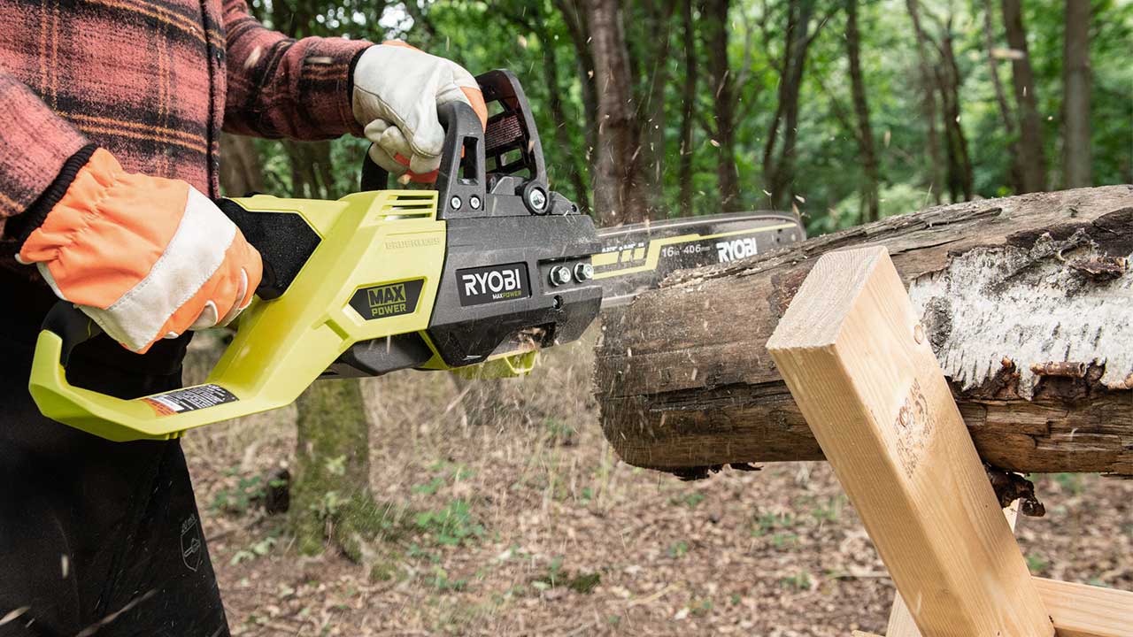 Ryobi kædesave og motorsave hos Bygma
