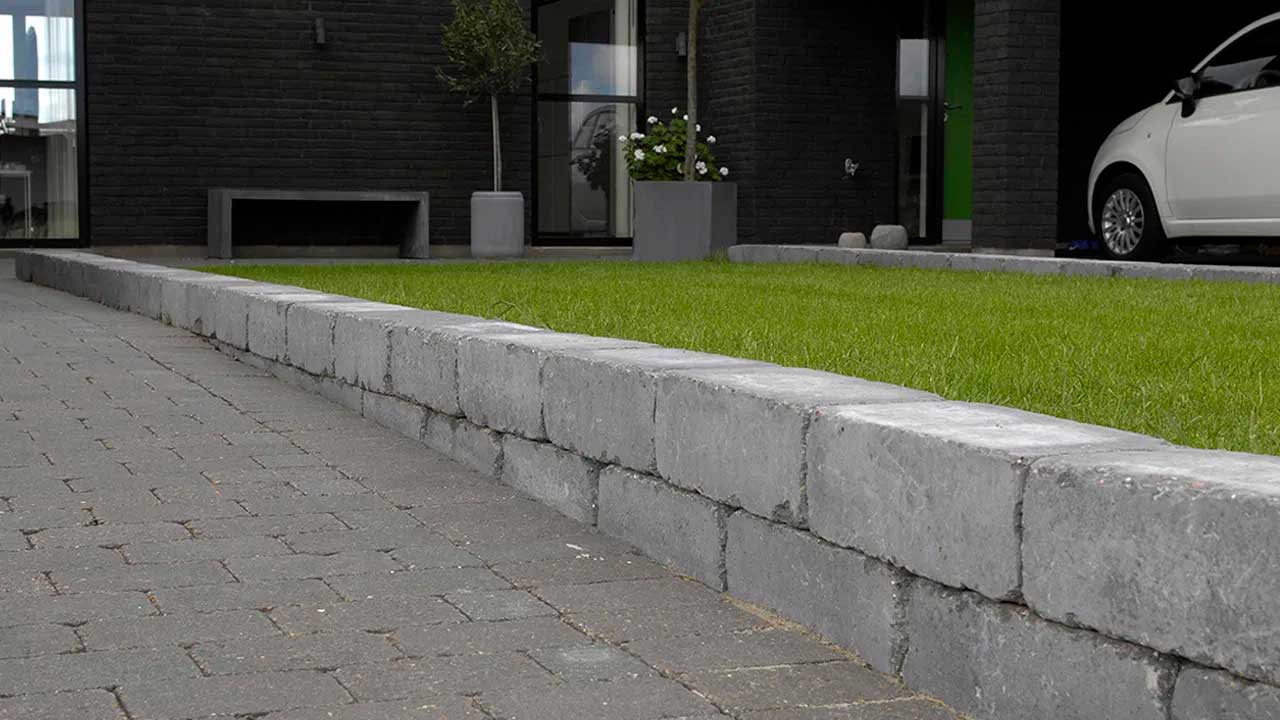 IBF Holmeg&aring;rdssten i indk&oslash;rsel