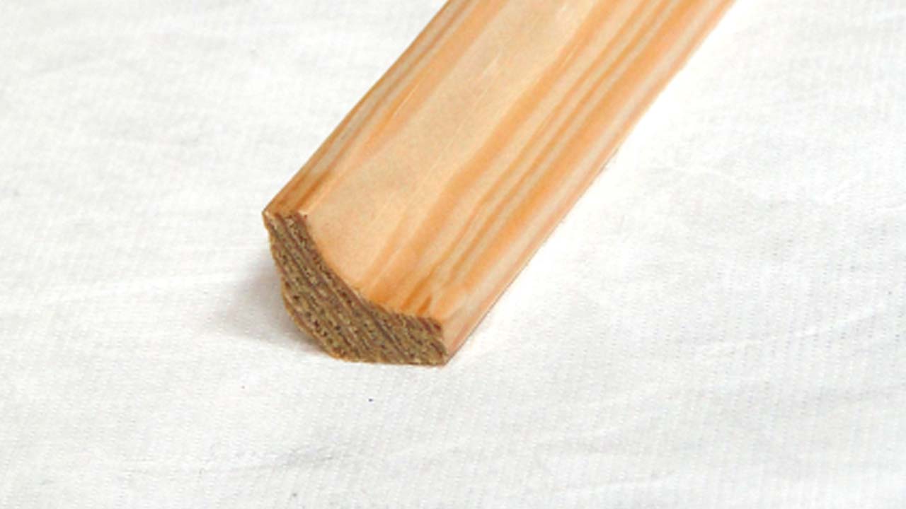 Hulkehlister i tr&aelig; med flot profil