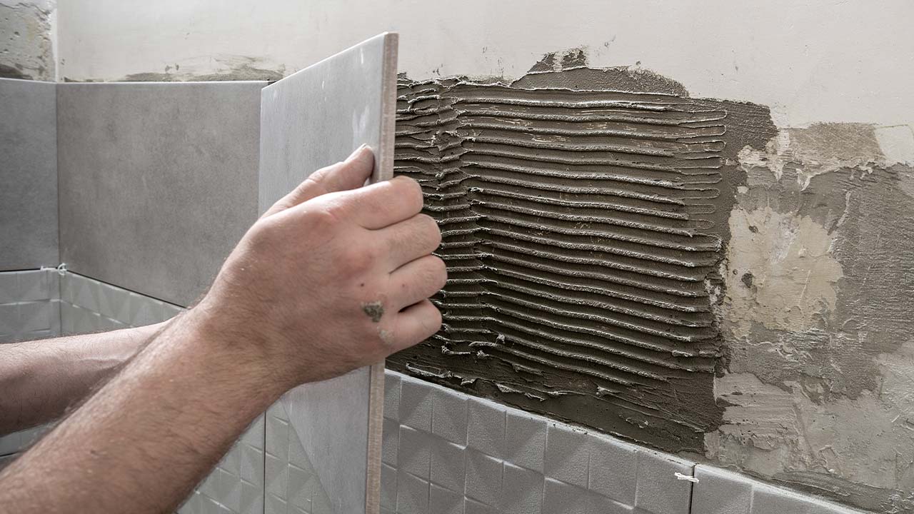 Flisekl&aelig;ber til montering af fliser og klinker