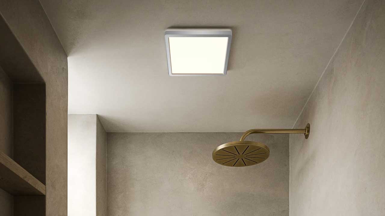 Badev&aelig;relseslamper til loft og v&aelig;g