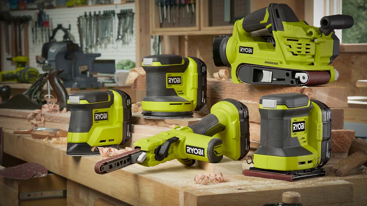 Ryobi s&aelig;t med elv&aelig;rkt&oslash;j til t&oslash;mrer og snedker