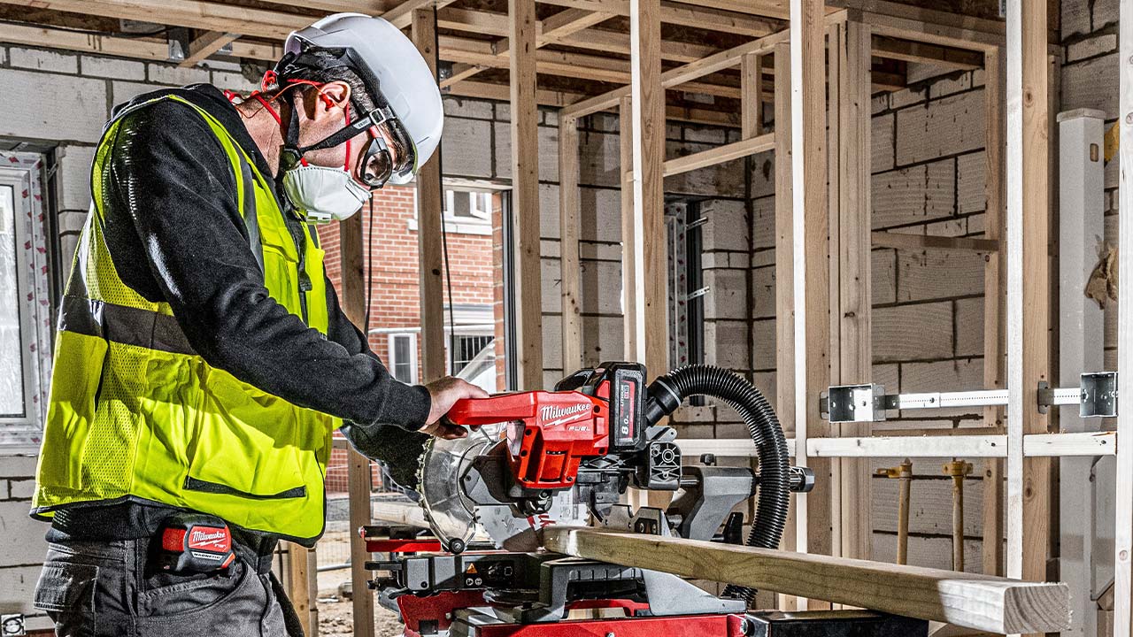 Milwaukee Gap Geringssav på byggeplads