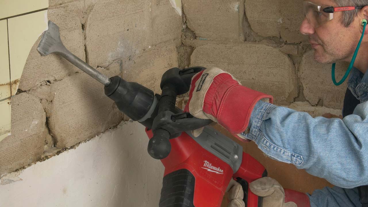 Milwaukee mejselhammer der fjerner fliser