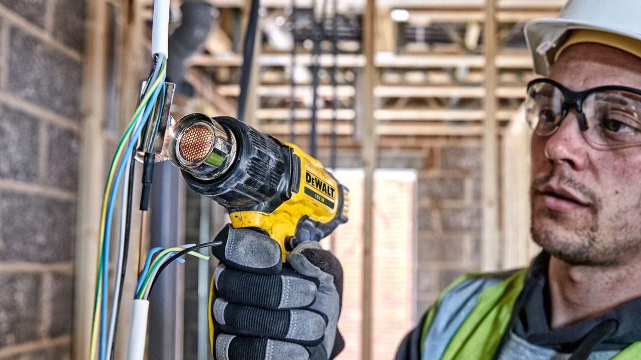 Varmepistol til krympning og svejsning